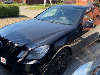 2011 Mercedes-Benz E-Класс 350 IV (W212, S212, C207), чёрный, 1000000 рублей, вид 4