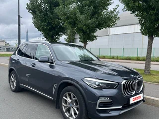 2020 BMW X5 30d IV (G05/G18), серый, 5900000 рублей, вид 3