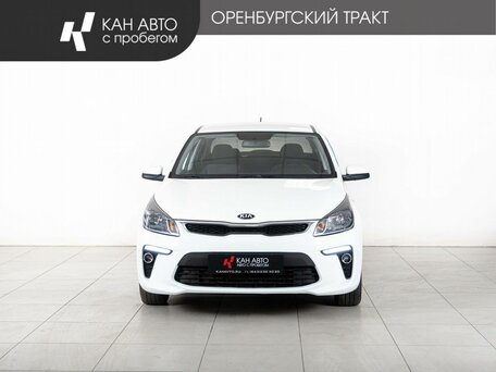 2018 Kia Rio IV, белый, 1094000 рублей, вид 2