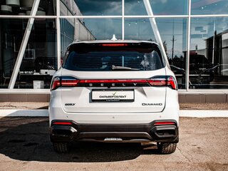 2024 Geely Okavango I Рестайлинг, белый, 2590000 рублей, вид 4