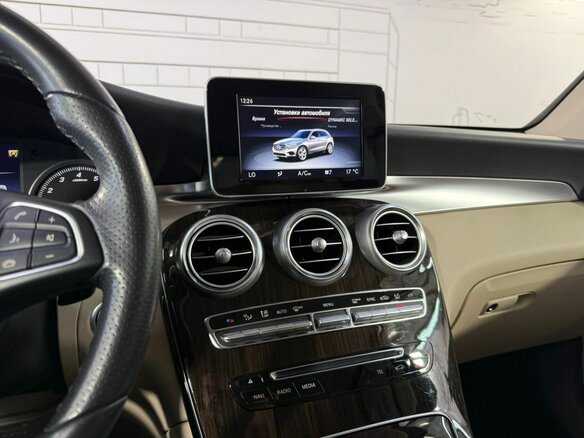 2016 Mercedes-Benz GLC 250 I (X253), коричневый, 3000000 рублей - вид 18