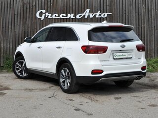 2018 Kia Sorento 8-speed III Prime Рестайлинг, белый, 2460000 рублей, вид 3