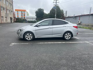 2016 Hyundai Solaris I Рестайлинг, серебристый, 1180000 рублей, вид 3