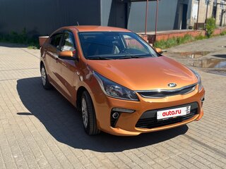2017 Kia Rio III Рестайлинг, оранжевый, 950000 рублей, вид 2