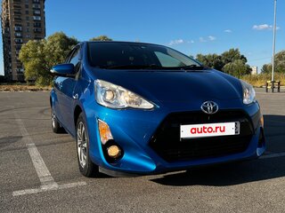 2015 Toyota Aqua I Рестайлинг, синий, 1090000 рублей, вид 1