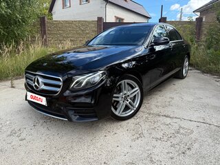 2017 Mercedes-Benz E-Класс 200 V (W213, S213, C238), чёрный, 2650000 рублей, вид 2