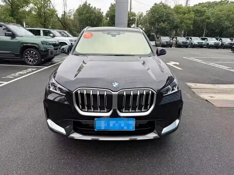2024 BMW X1 Long 25Li xDrive III (U11/U12), чёрный, 3776995 рублей, вид 2