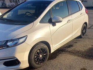 2019 Honda Fit III Рестайлинг, белый, 1100000 рублей, вид 2