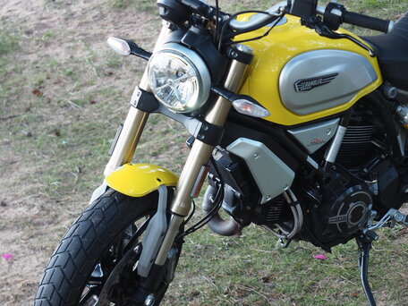 2018 Ducati Scrambler 1100, жёлтый, 899000 рублей, вид 4