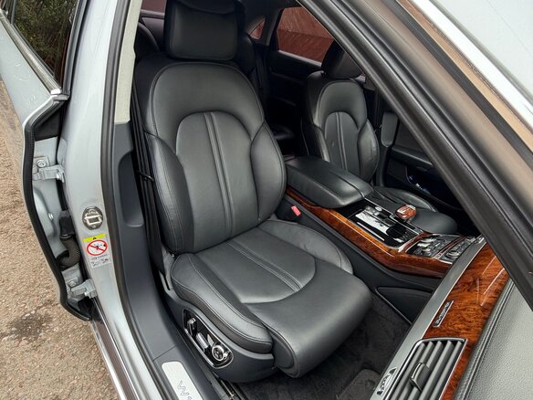 2011 Audi A8 Long III (D4), серебристый, 1850000 рублей - вид 13