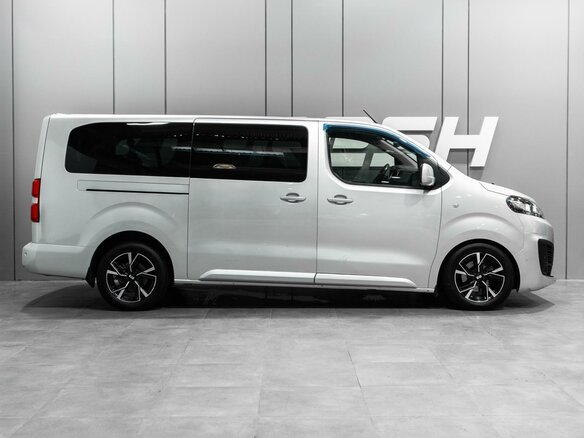 2017 Citroen SpaceTourer XL I, серебристый, 2300000 рублей - вид 4