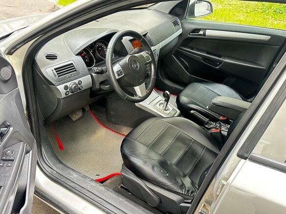 2010 Opel Astra H Рестайлинг, бежевый - вид 6