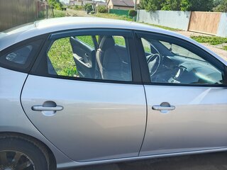 2011 Hyundai Elantra IV (HD), серебристый, 650000 рублей, вид 3