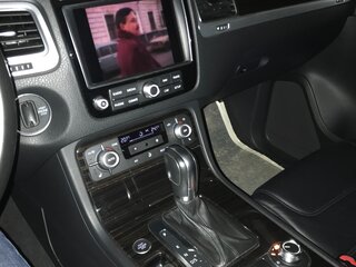 2016 Volkswagen Touareg II Рестайлинг, чёрный, 3550000 рублей, вид 5