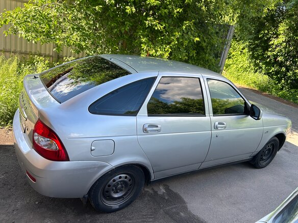 2010 Lada (ВАЗ) Priora I, серебристый, 210000 рублей - вид 2