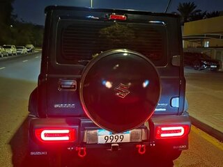 2022 Suzuki Jimny IV, чёрный, 1990000 рублей, вид 5