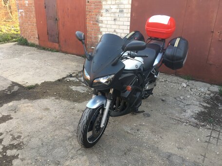2003 Yamaha FZS600 Fazer, серебристый, 320000 рублей, вид 1