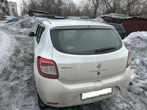 2014 Renault Sandero II, белый, 570000 рублей - вид 2