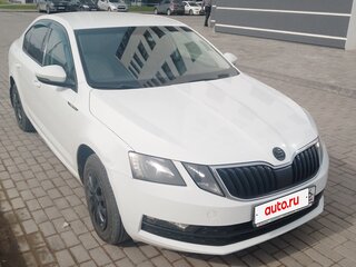 2018 Skoda Octavia III (A7) Рестайлинг, белый, 1120000 рублей, вид 2