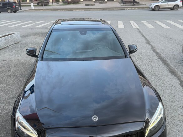 2019 Mercedes-Benz C-Класс 300 IV (W205) Рестайлинг, чёрный, 3000000 рублей