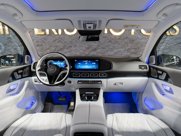 2025 Mercedes-Benz Maybach GLS 600 I Рестайлинг, чёрный, 29490000 рублей - вид 12