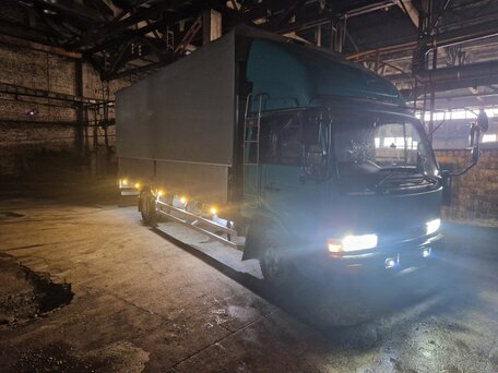 1996 Nissan Diesel, зелёный, 2150000 рублей, вид 4