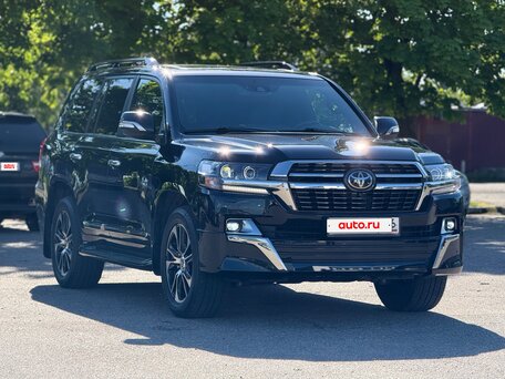 2020 Toyota Land Cruiser 200 Series Рестайлинг 2, чёрный, 8750000 рублей, вид 2