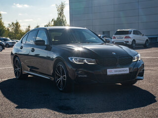 2020 BMW 3 серии 320i xDrive VII (G2x), чёрный, 3390000 рублей, вид 3