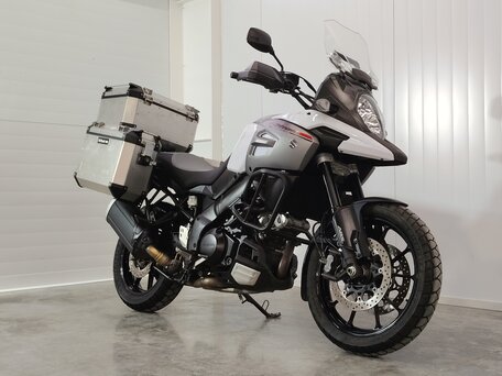 2017 Suzuki V-Strom 1000, белый, 779000 рублей, вид 2