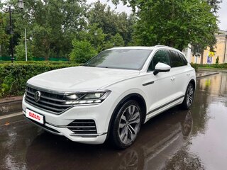 2020 Volkswagen Touareg III, белый, 5850000 рублей, вид 1