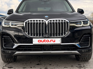 2021 BMW X7 40i I (G07), чёрный, 9000000 рублей, вид 2