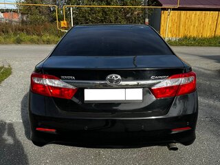 2014 Toyota Camry VII (XV50), чёрный, 2055555 рублей, вид 2