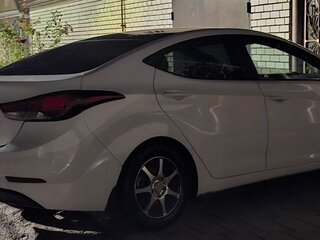 2015 Hyundai Elantra V (MD) Рестайлинг, белый, 1300000 рублей, вид 2