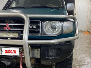 1999 Mitsubishi Pajero II Рестайлинг, зелёный, 850000 рублей, вид 3