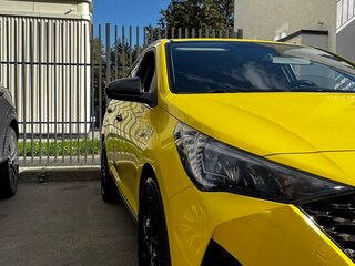 2021 Hyundai Solaris II Рестайлинг, жёлтый, 1650000 рублей, вид 4