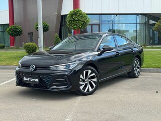 Volkswagen Passat (North America and China) Pro I