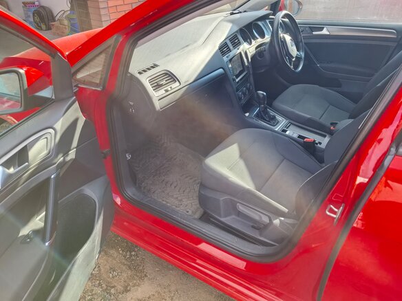 2013 Volkswagen Golf VII, красный, 1250000 рублей - вид 5