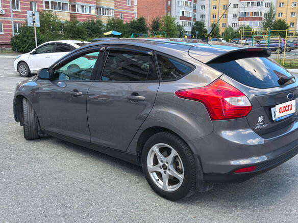 2014 Ford Focus III, коричневый, 850000 рублей - вид 6