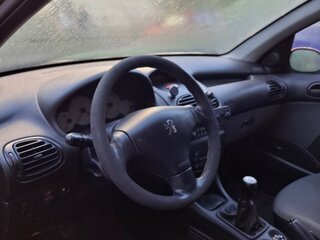 2008 Peugeot 206, красный, 200000 рублей, вид 5