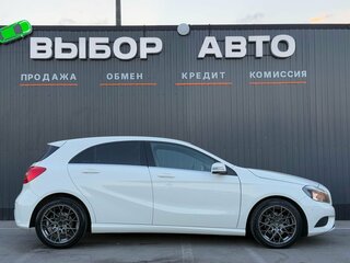 2013 Mercedes-Benz A-Класс 180 III (W176), белый, 1370000 рублей, вид 3