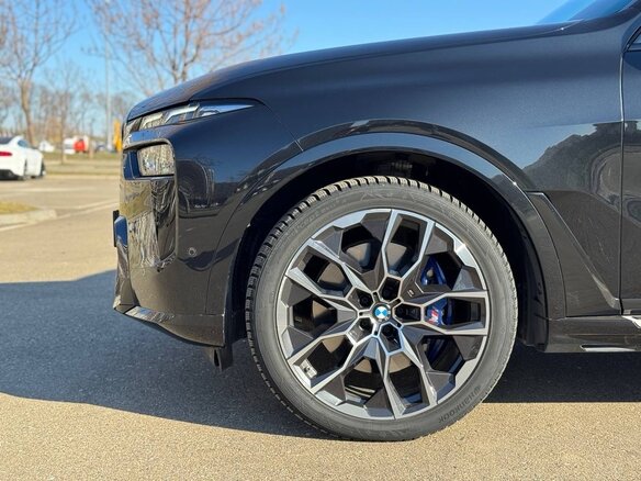 2023 BMW X7 40d I (G07) Рестайлинг, чёрный, 8400000 рублей - вид 17
