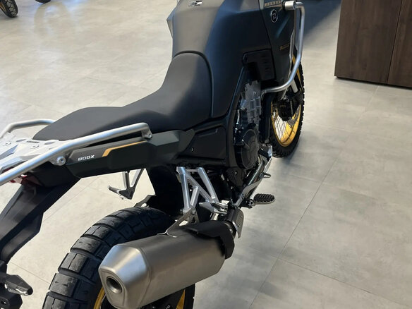 2025 Kove 800X, зелёный, 999999 рублей - вид 8