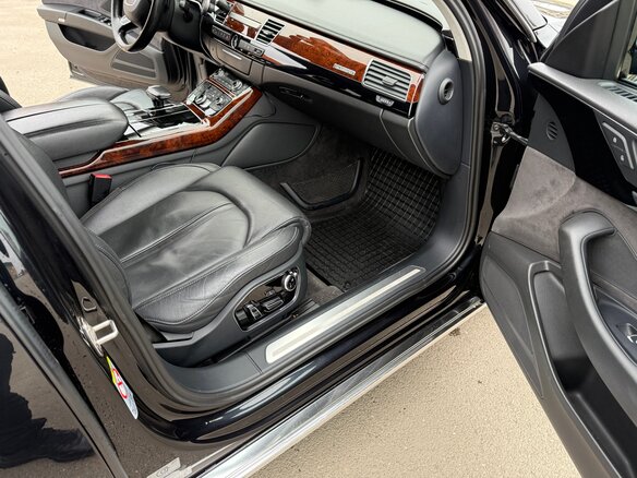 2012 Audi A8 Long III (D4), чёрный, 1800000 рублей - вид 24