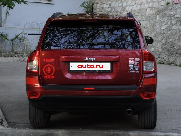 2011 Jeep Compass I Рестайлинг, пурпурный, 1100000 рублей - вид 10