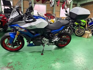 2025 BMW F 900 XR, белый, 1295000 рублей, вид 1
