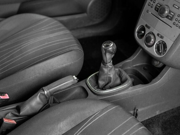 2008 Opel Corsa D, серый, 400000 рублей - вид 18
