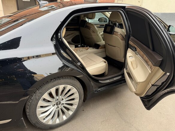 2016 Genesis G90 I, чёрный, 2200000 рублей - вид 12
