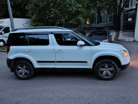 2012 Skoda Yeti I, белый, 750000 рублей - вид 1