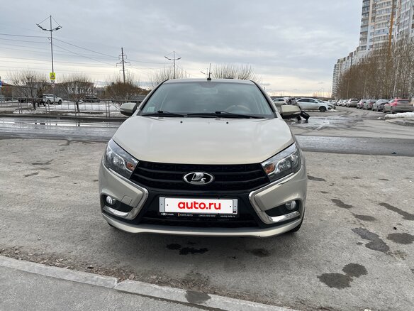 2018 Lada (ВАЗ) Vesta I, бежевый, 900000 рублей - вид 2