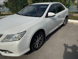 2014 Toyota Camry VII (XV50), белый, 1700000 рублей, вид 2